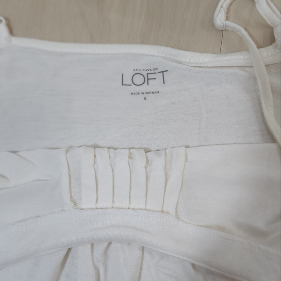 Loft Tops - Picture 6 of 6